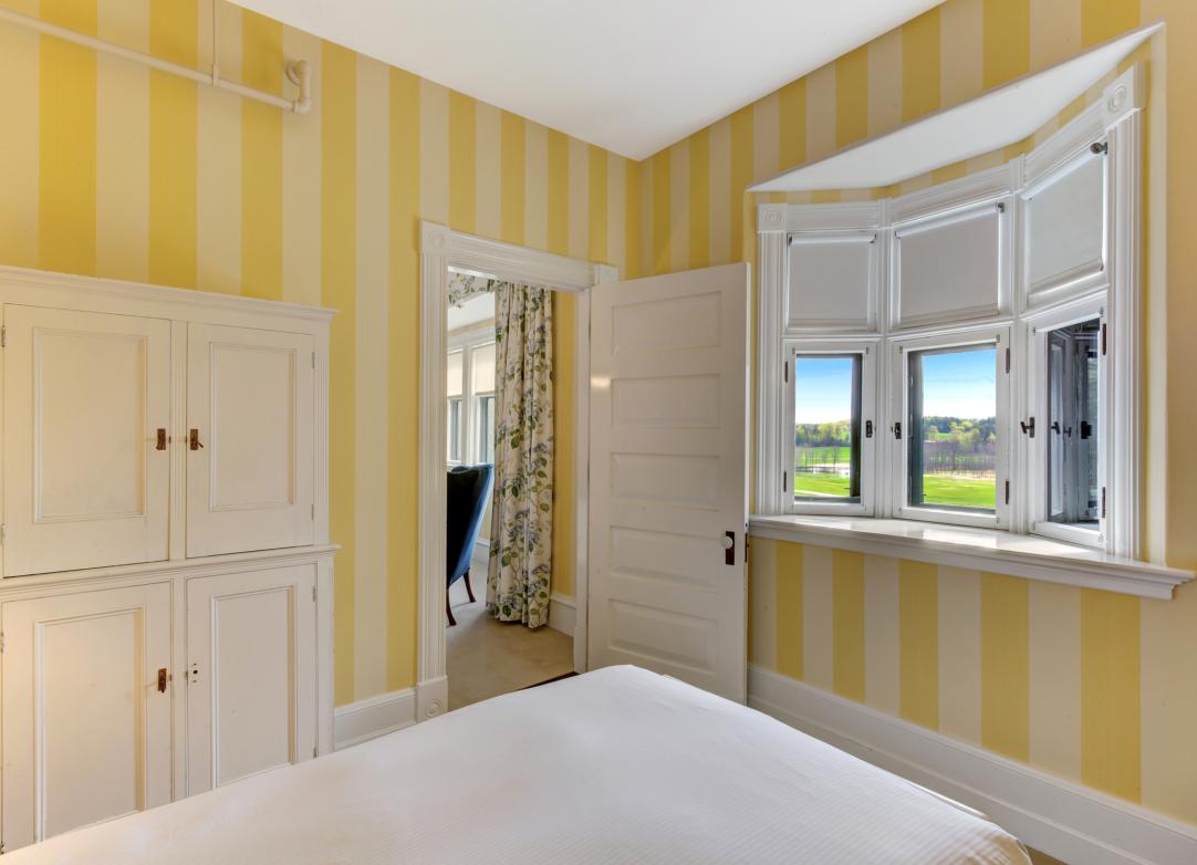 Yellow Room - side twin bedroom