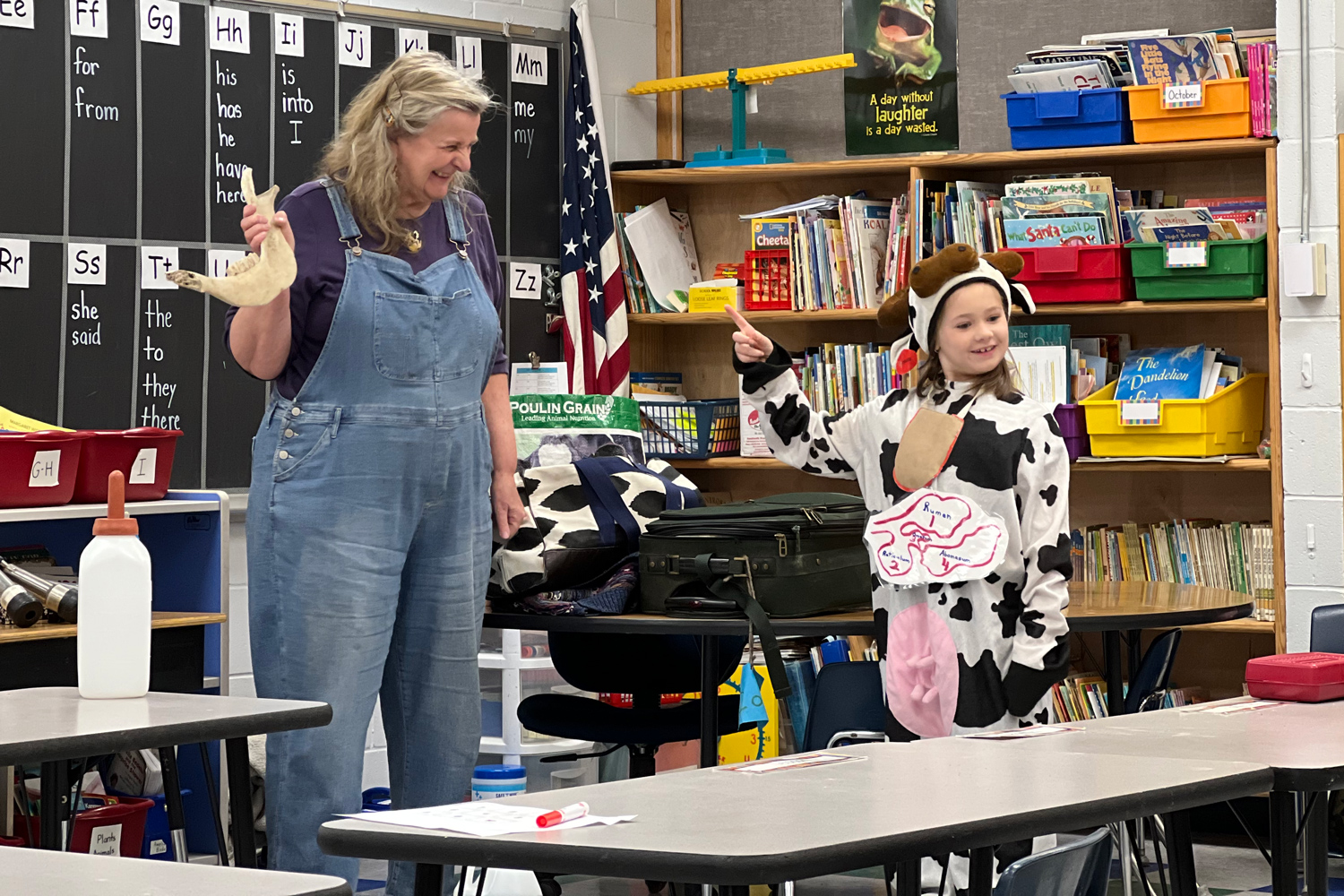 Educator Virginia Holiman visits a Vermont classroom to teach kids about dairy farming and prepare students for visiting a local farm. Here, they're using our "Dress Up a Cow" activity to understand a cow's anatomy.