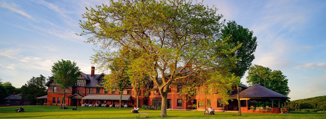 Come stay, relax, and be inspired by all that goes on here.