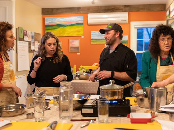 Chef Jim leads a food waste focused cooking class at Richmond Community Kitchen.